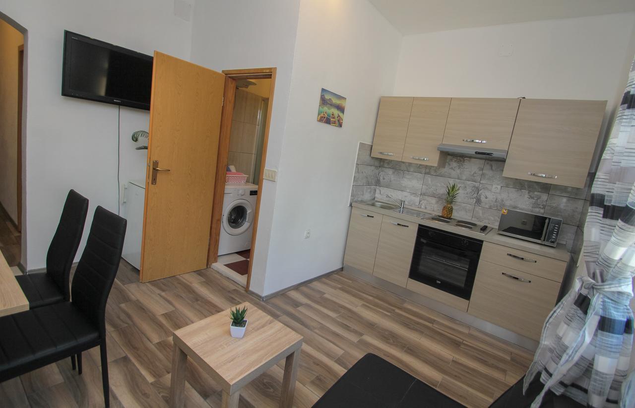 Apartment Afrodita Kaštela Exterior foto