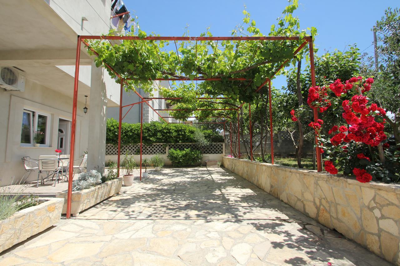 Apartment Afrodita Kaštela Exterior foto