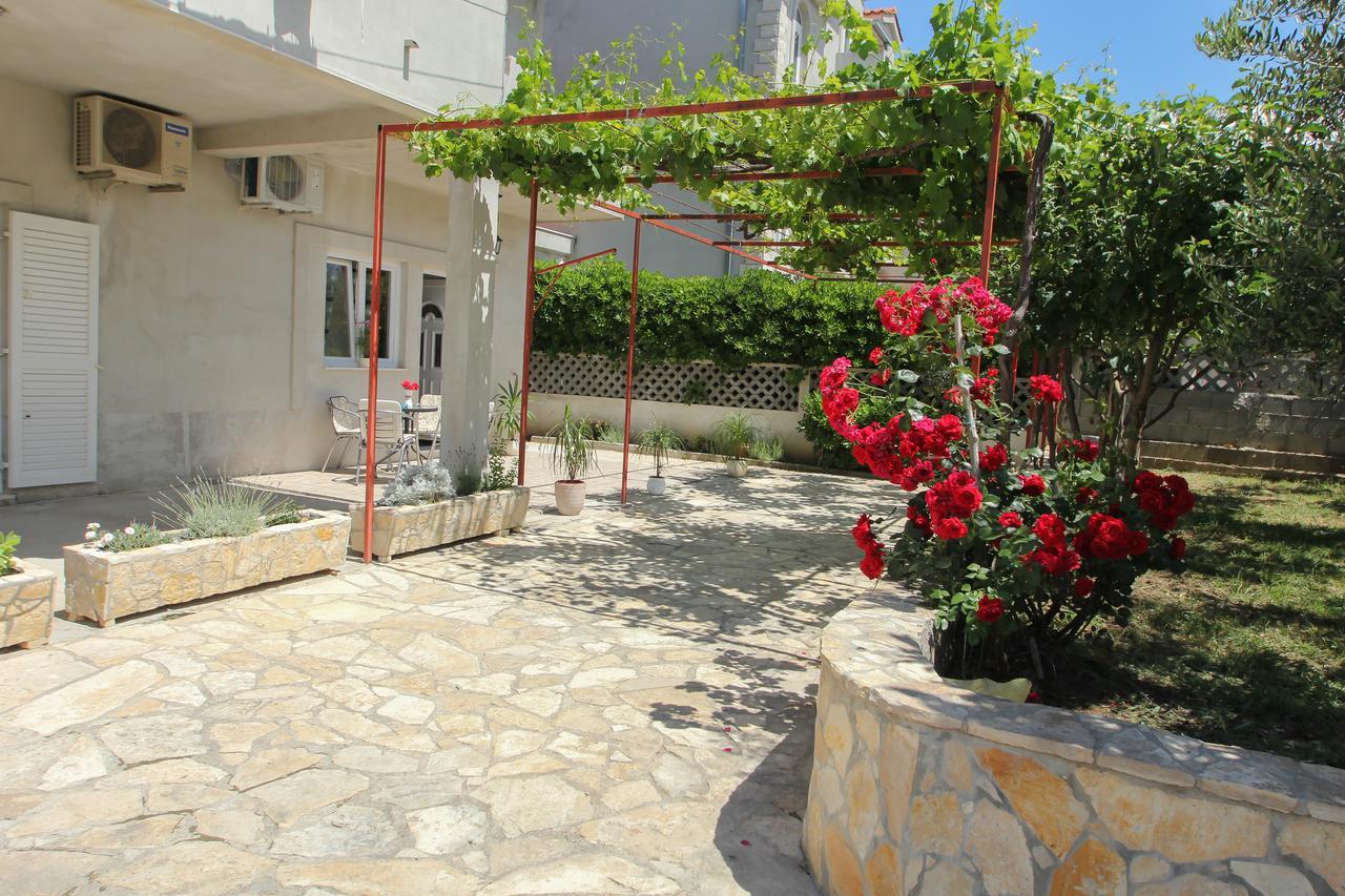 Apartment Afrodita Kaštela Exterior foto